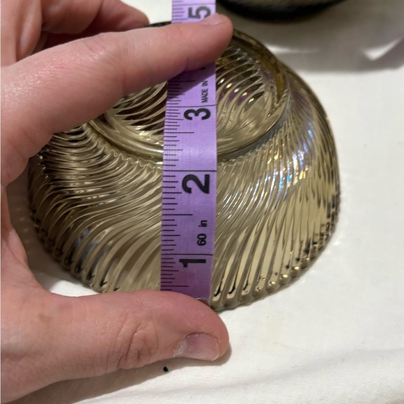 Vintage Arcoroc Bowl Set of 8 - Picture 10 of 10